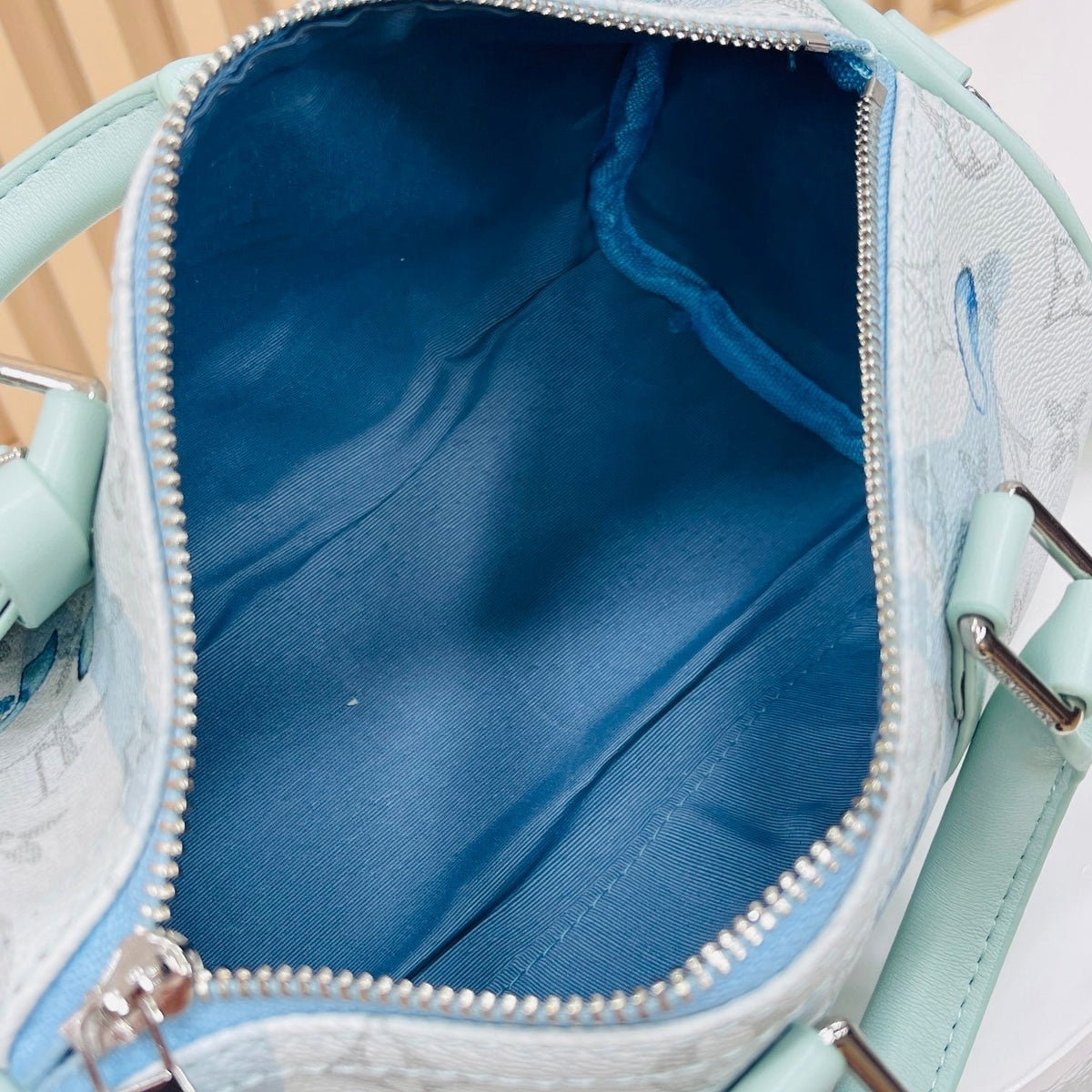Bags- Elite Carryalls Premium Designer Shoulder Bag
