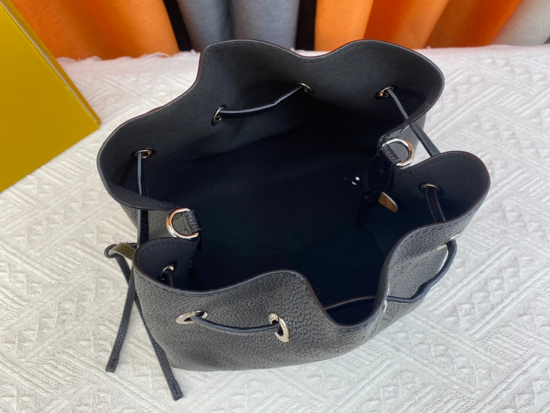 Bags- Elite Carryalls Premium Designer Shoulder Bag