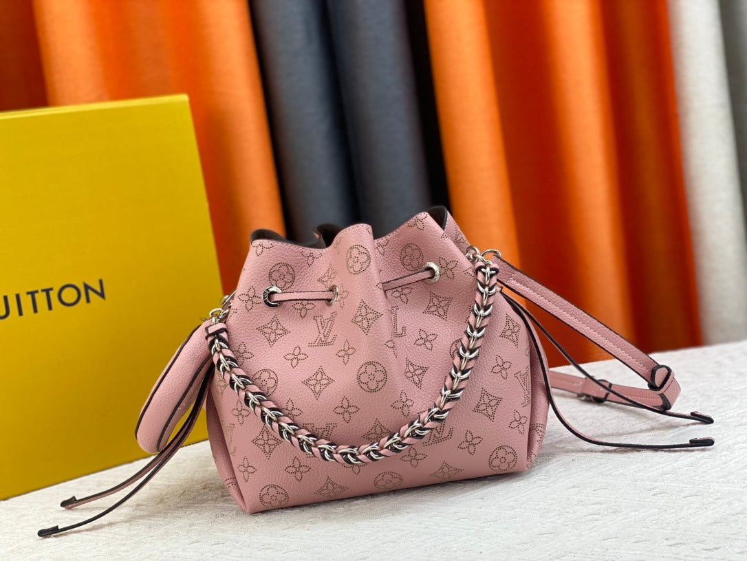 Bags- Elite Carryalls Elegant Everyday Designer Handbag