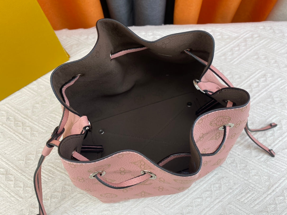 Bags- Elite Carryalls Elegant Everyday Designer Handbag