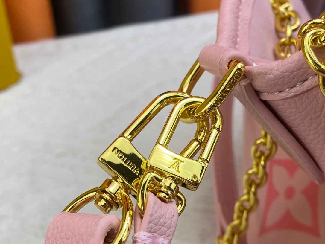 Bags- Elite Carryalls Premium Designer Shoulder Bag