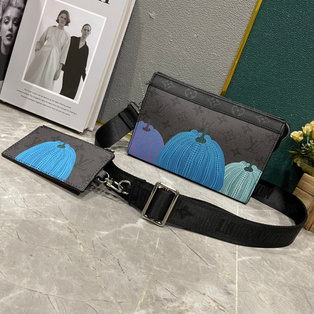 Bags- Elite Carryalls Elegant Everyday Designer Handbag