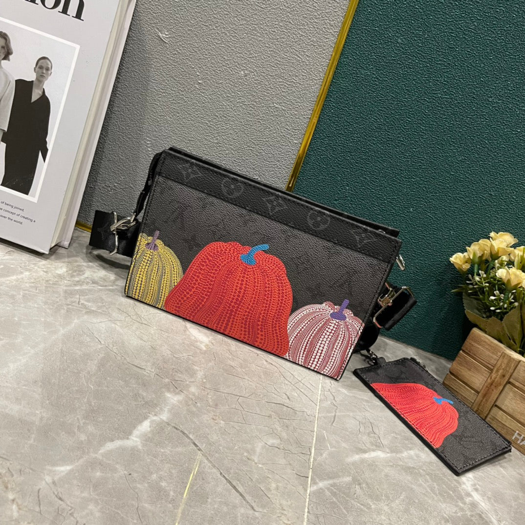 Bags- Elite Carryalls Elegant Everyday Designer Handbag