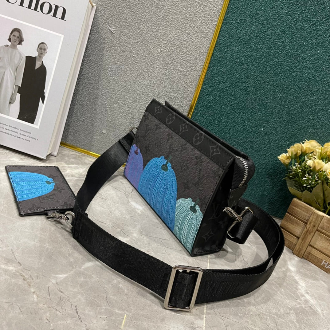 Bags- Elite Carryalls Elegant Everyday Designer Handbag