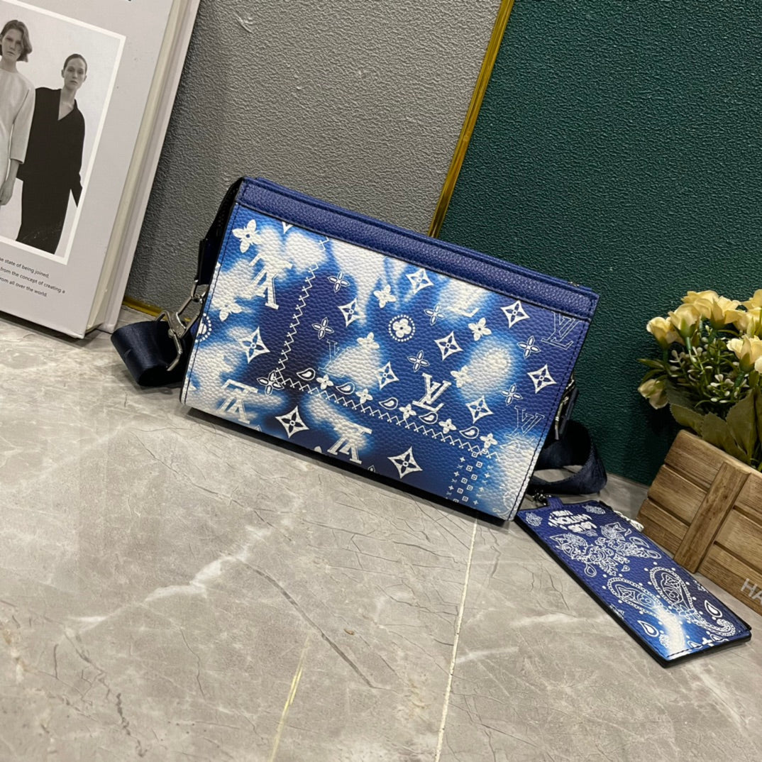 Bags- Elite Carryalls Elegant Everyday Designer Handbag