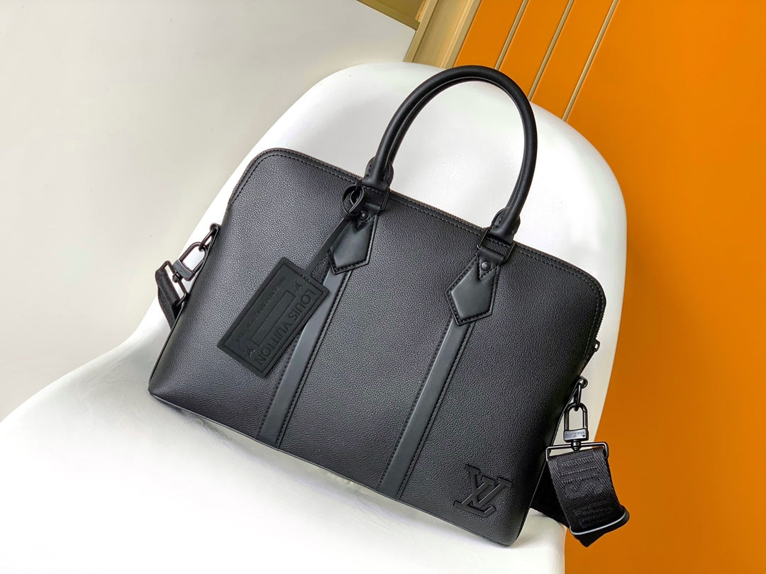 Bags- Elite Carryalls Premium Designer Shoulder Bag