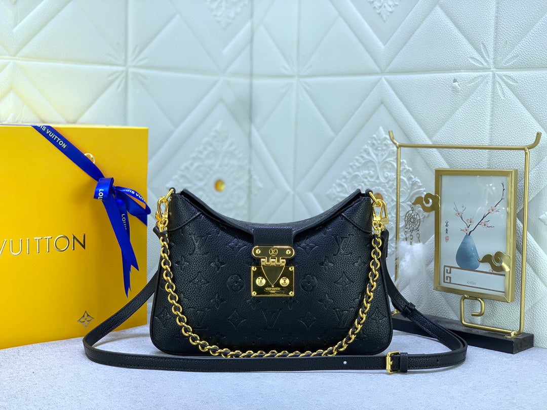 Bags- Elite Carryalls Luxury Designer Leather Handbag