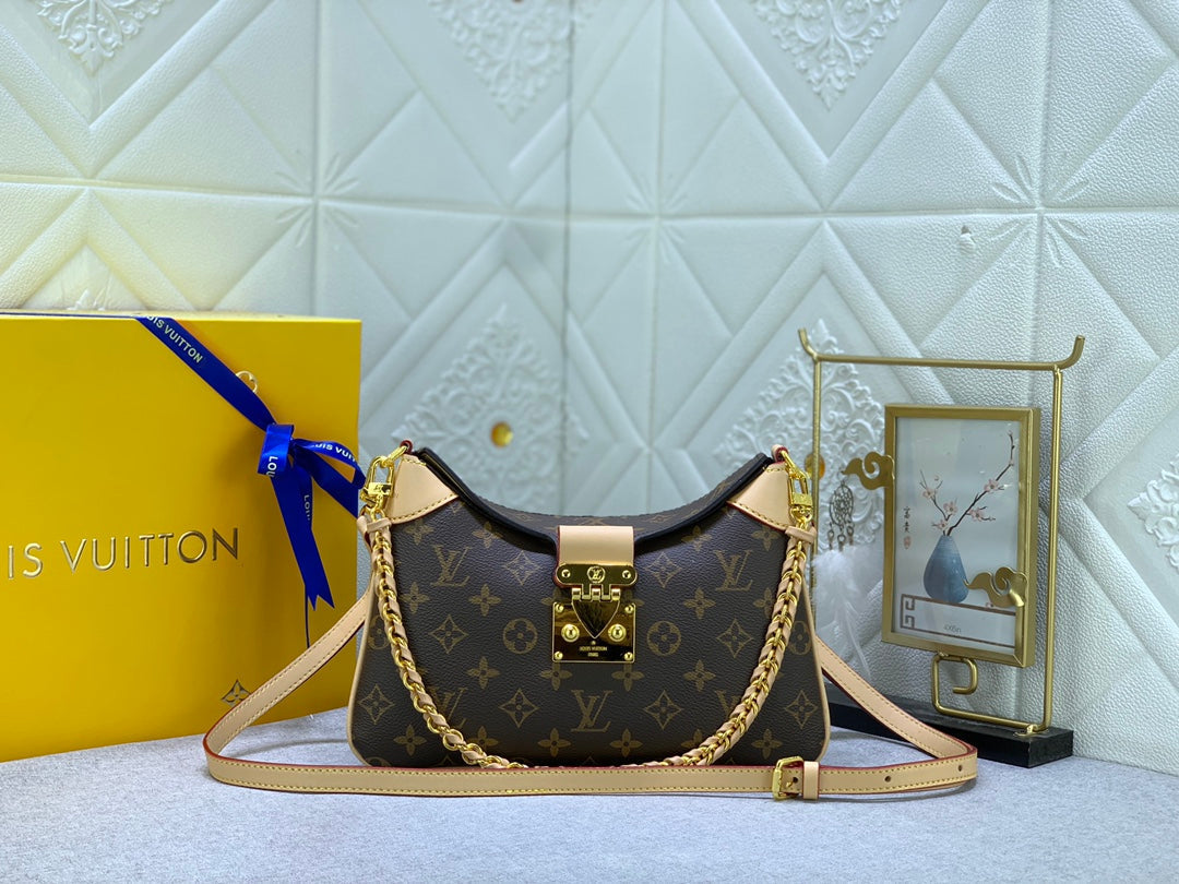 Bags- Elite Carryalls Luxury Designer Leather Handbag