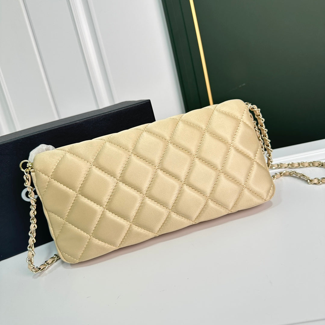 Bags- Elite Carryalls Luxury Designer Leather Handbag