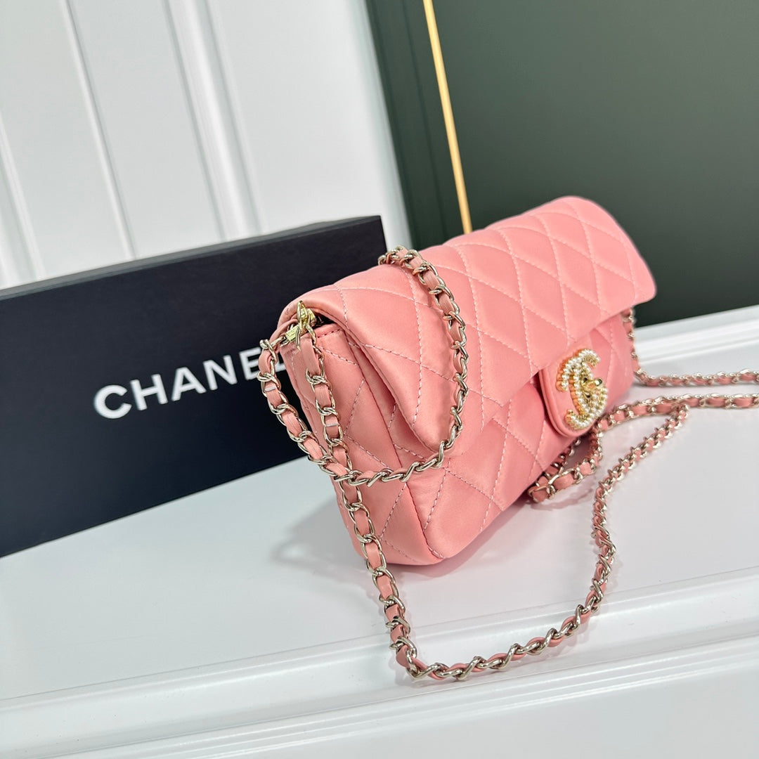 Bags- Elite Carryalls Elegant Everyday Designer Handbag