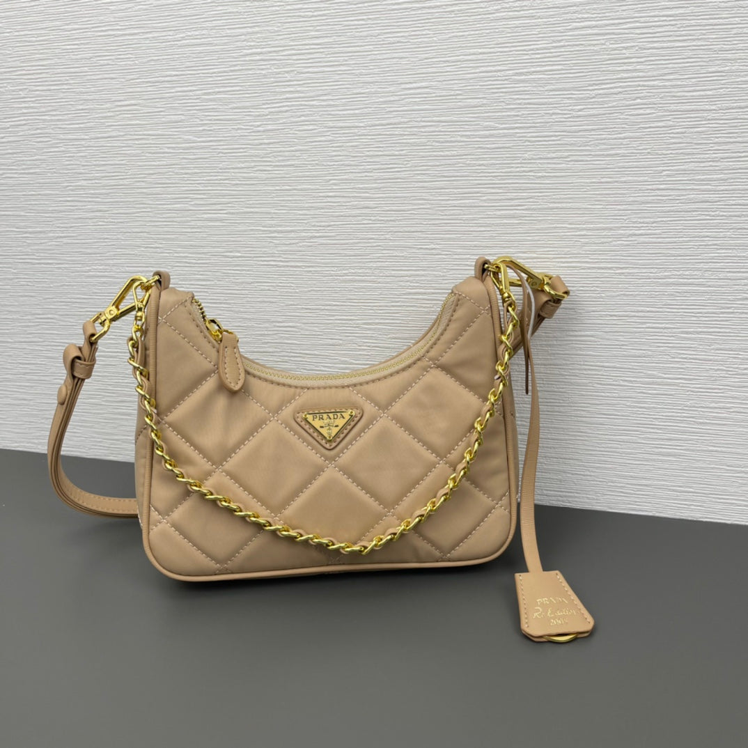 Bags- Elite Carryalls Elegant Everyday Designer Handbag
