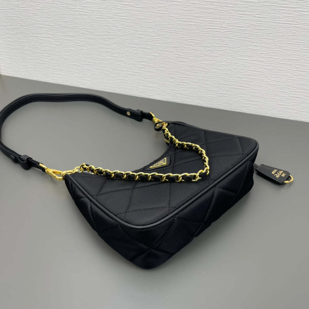 Bags- Elite Carryalls Elegant Everyday Designer Handbag