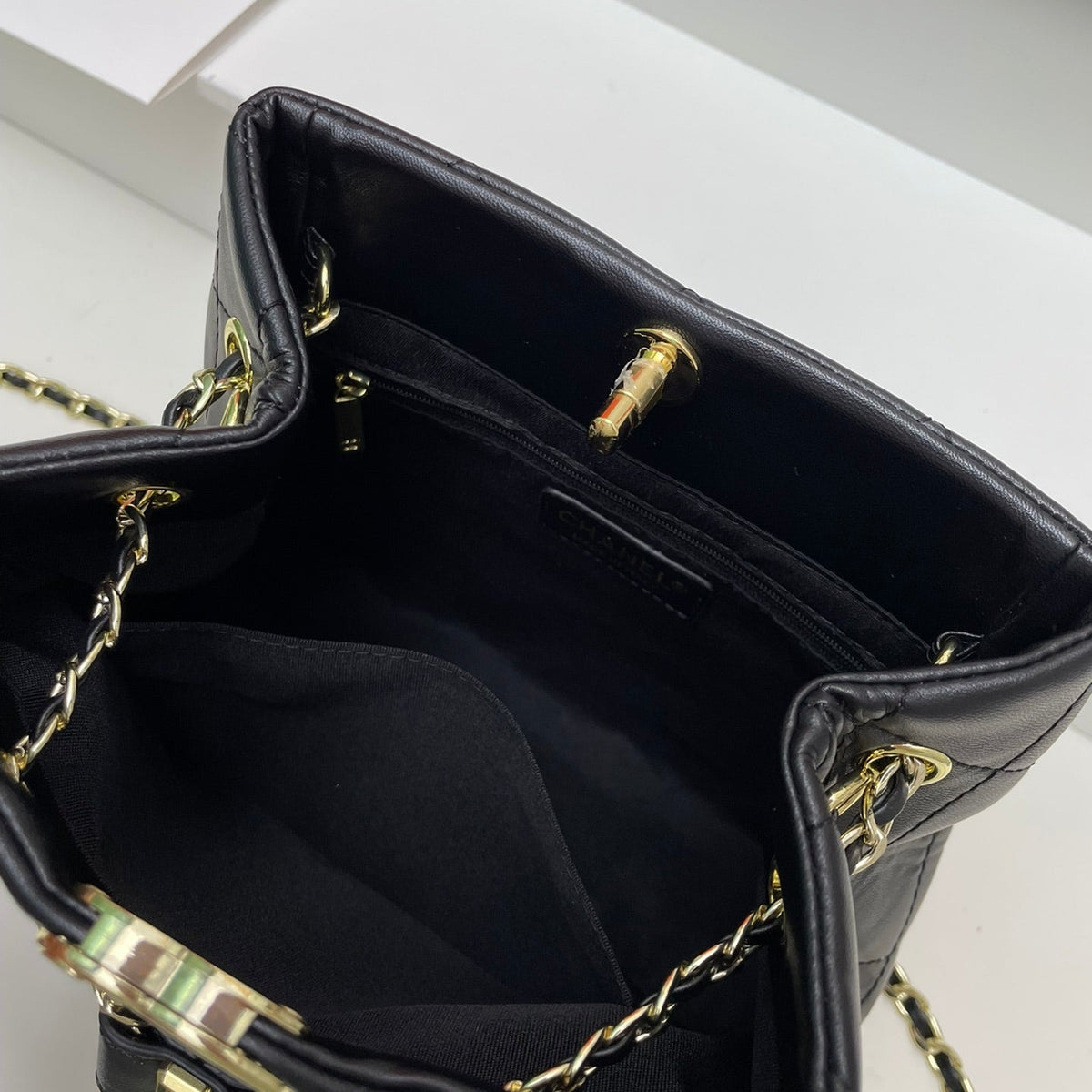 Bags- Elite Carryalls Elegant Everyday Designer Handbag
