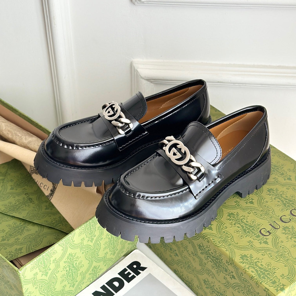 Gucci Loafers Nd detail shot – designer craftsmanship and quality