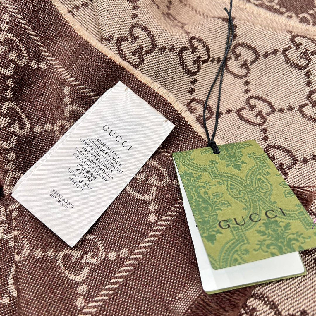 Gucci Accessories? Gucci Scarve Luxury Designer Fashion Accessory
