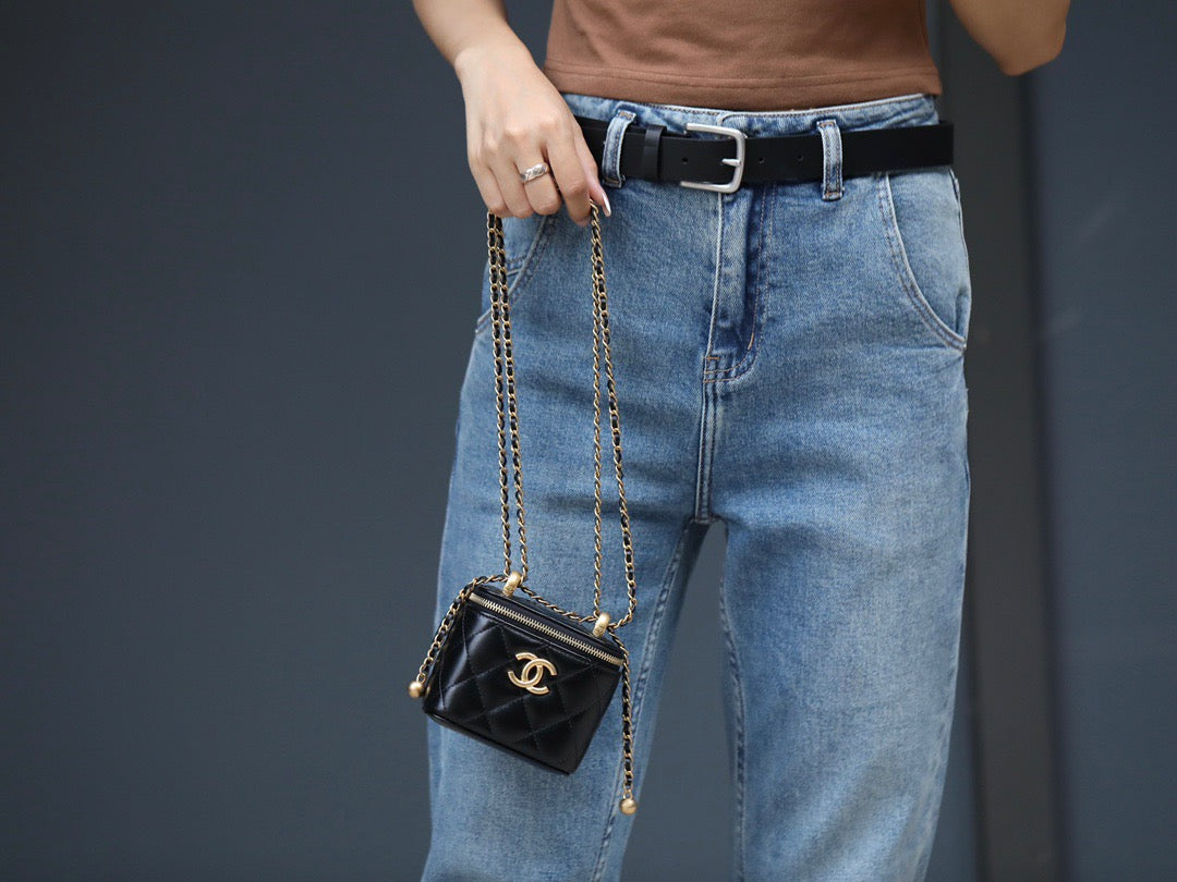 Chanel Wallets? Chanel 23P Bag Elegant Everyday Leather Wallet