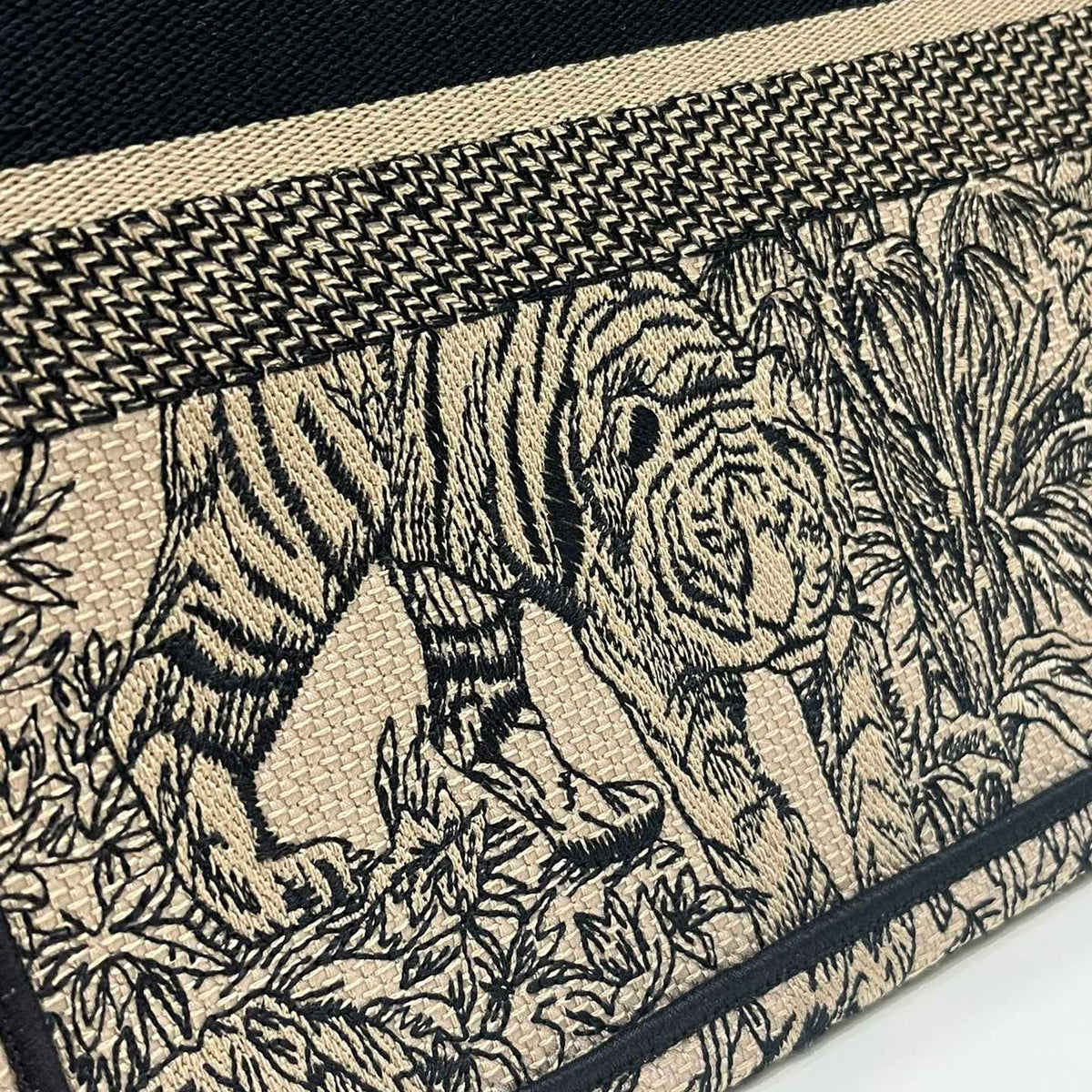 Dior Wallets? Dior Medium Book Tote Bag Compact Luxury Card Wallet