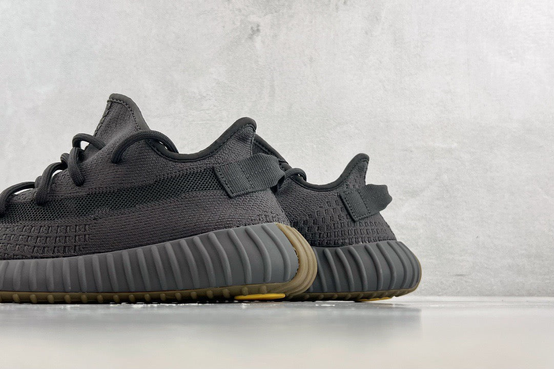 YEEZY Shoes? Yeezy Boost 350 V2 Luxury Lifestyle Designer Footwear