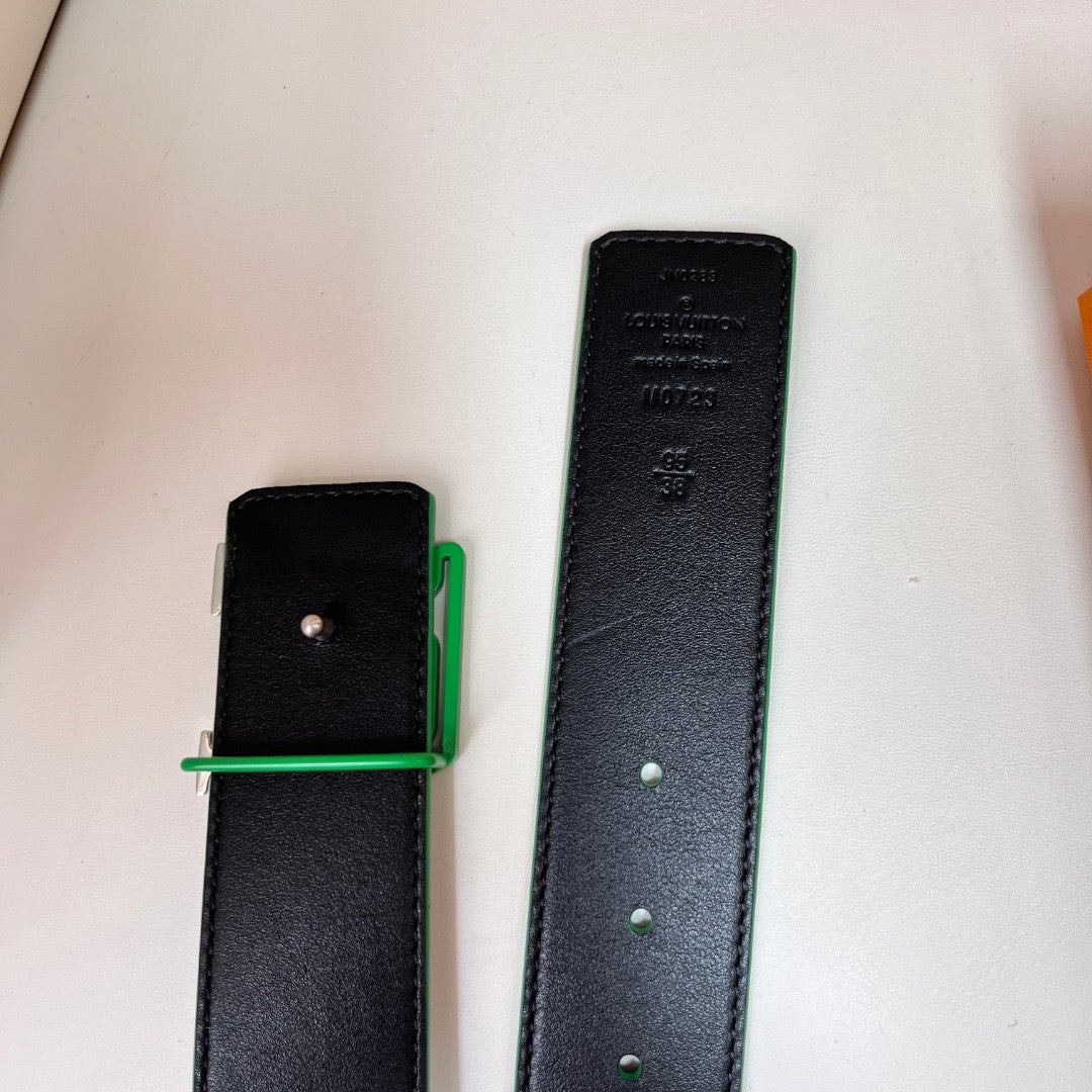 Louis Vuitton Belts? Louis Vuitton Lou Belt Classic Everyday Designer Belt