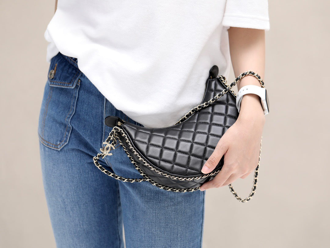 Chanel Wallets? Chanel 23P Bag Elegant Everyday Leather Wallet