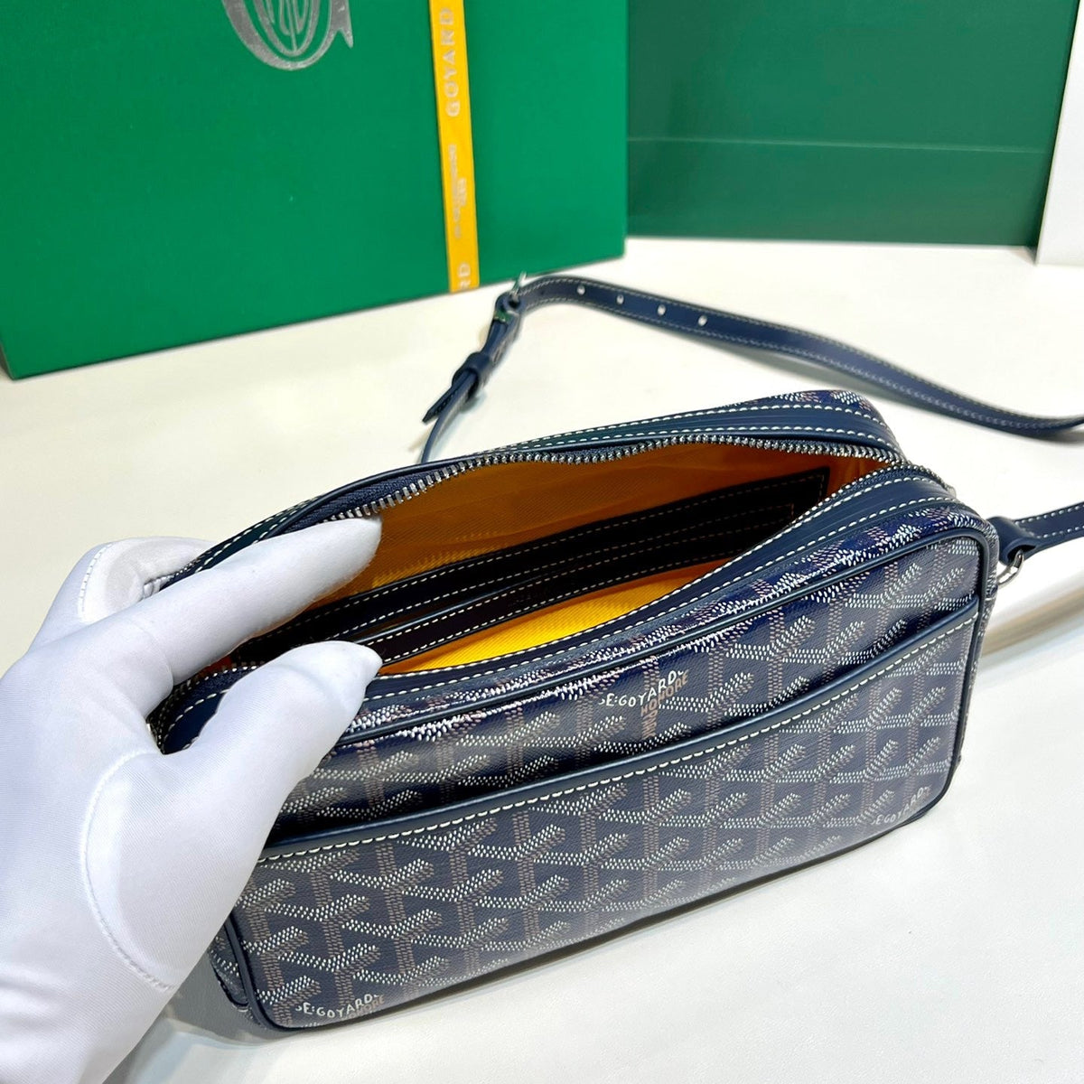 Wallets? Goya Cap Vert Bag Elegant Everyday Leather Wallet