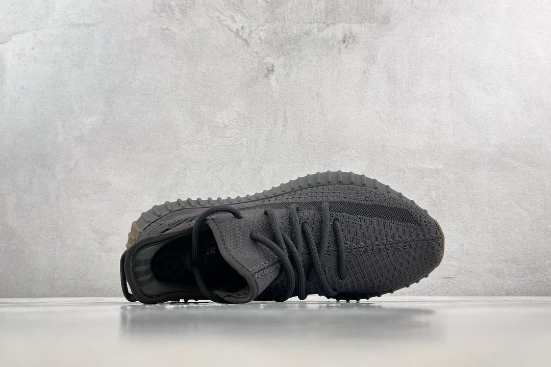 YEEZY Shoes? Yeezy Boost 350 V2 Luxury Lifestyle Designer Footwear