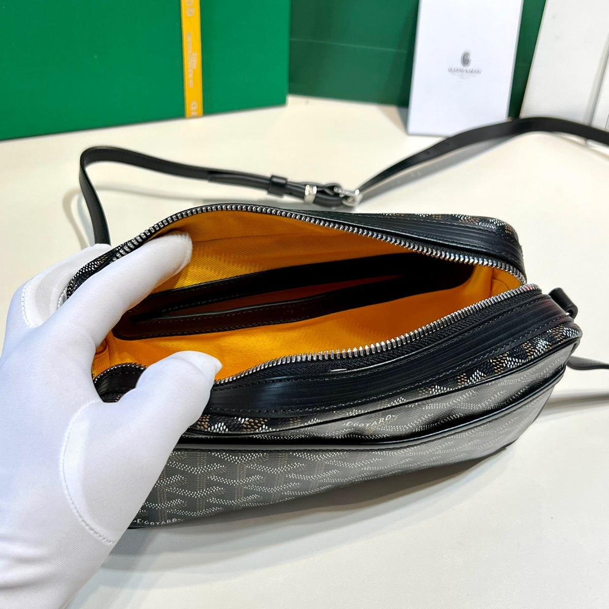 Wallets? Goya Cap Vert Bag Premium Leather Designer Wallet