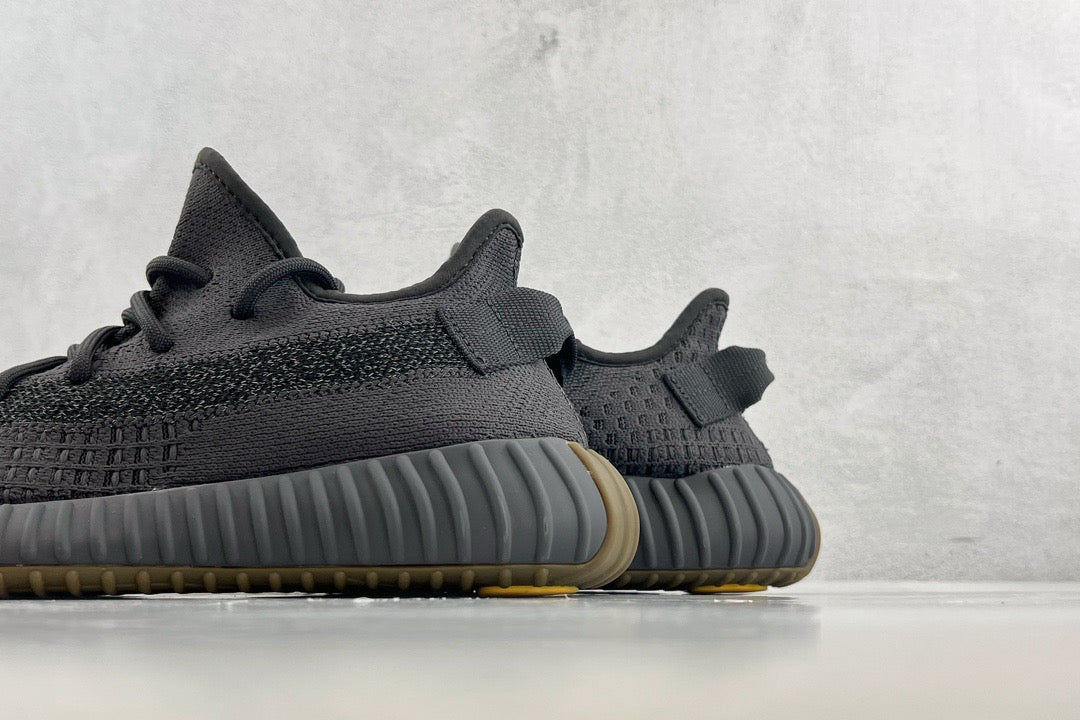 YEEZY Shoes? Yeezy Boost 350 V2 Luxury Lifestyle Designer Footwear