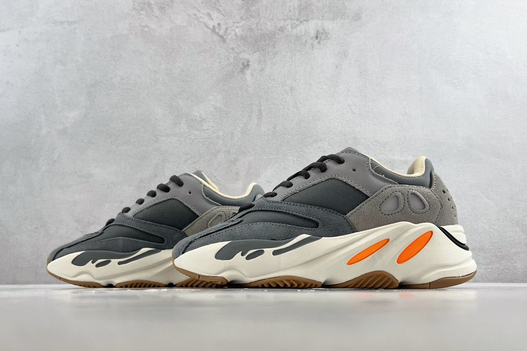 YEEZY Shoes? Yeezy Boost 700 Premium Designer Casual Shoes