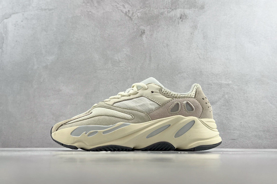 YEEZY Shoes? Yeezy Boost 700 Premium Designer Casual Shoes
