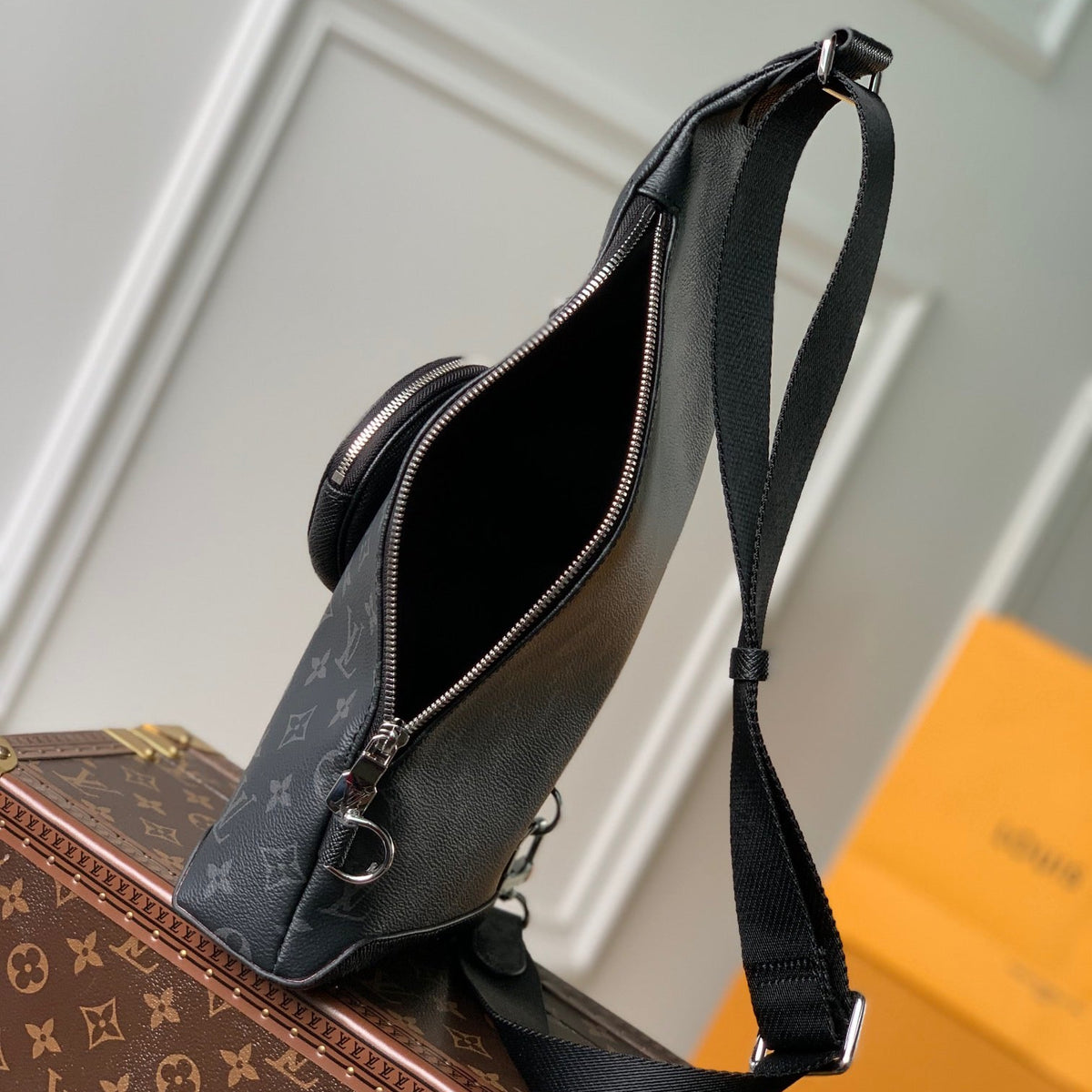 Louis Vuitton Wallets? Louis Vuitton Lou Duo Sling Bag Nd Premium Leather Designer Wallet