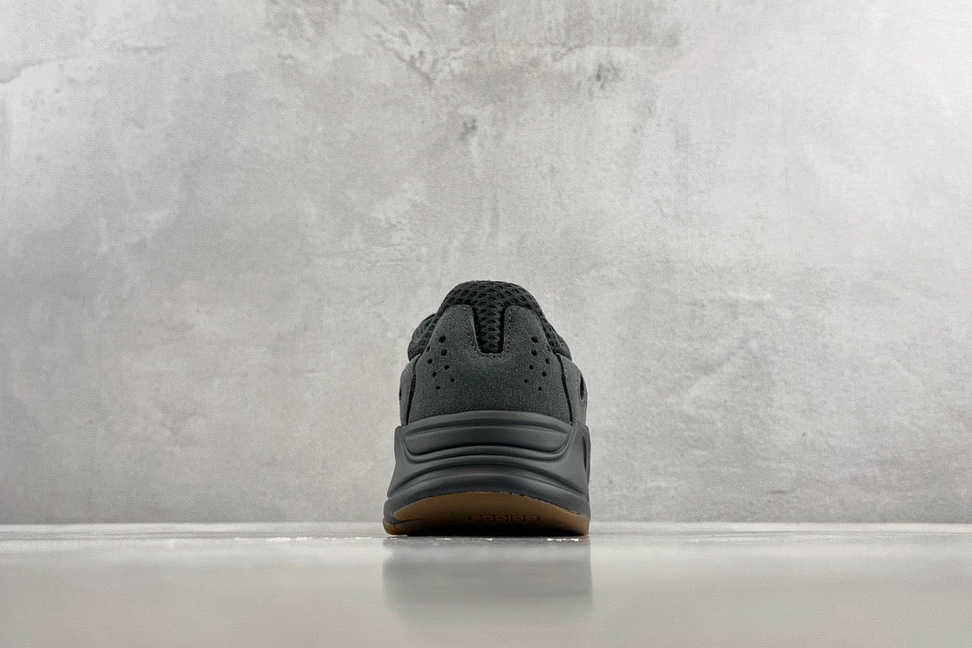 YEEZY Shoes? Yeezy Boost 700 Premium Designer Casual Shoes