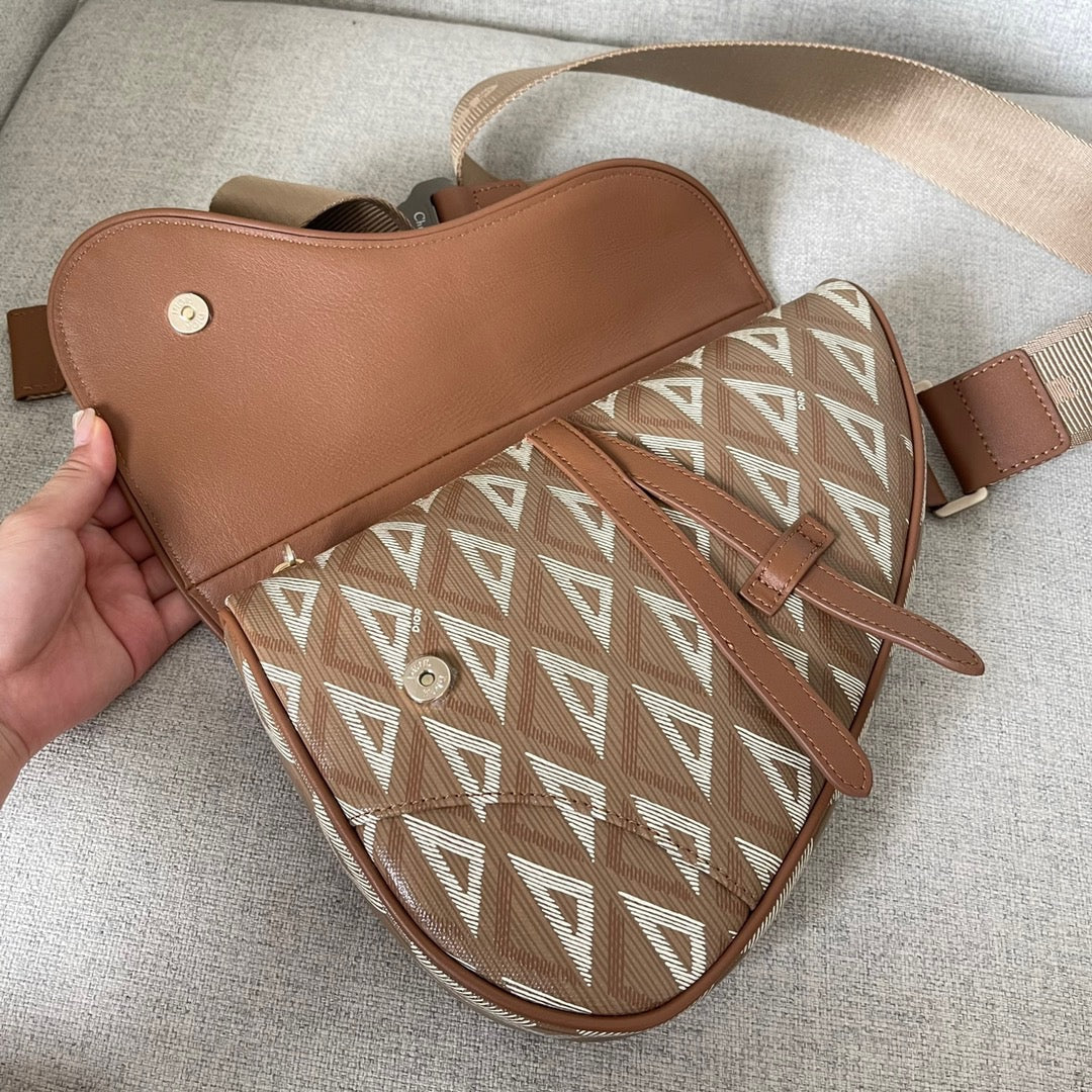 Dior Wallets? Dior Saddle Bag Elegant Everyday Leather Wallet
