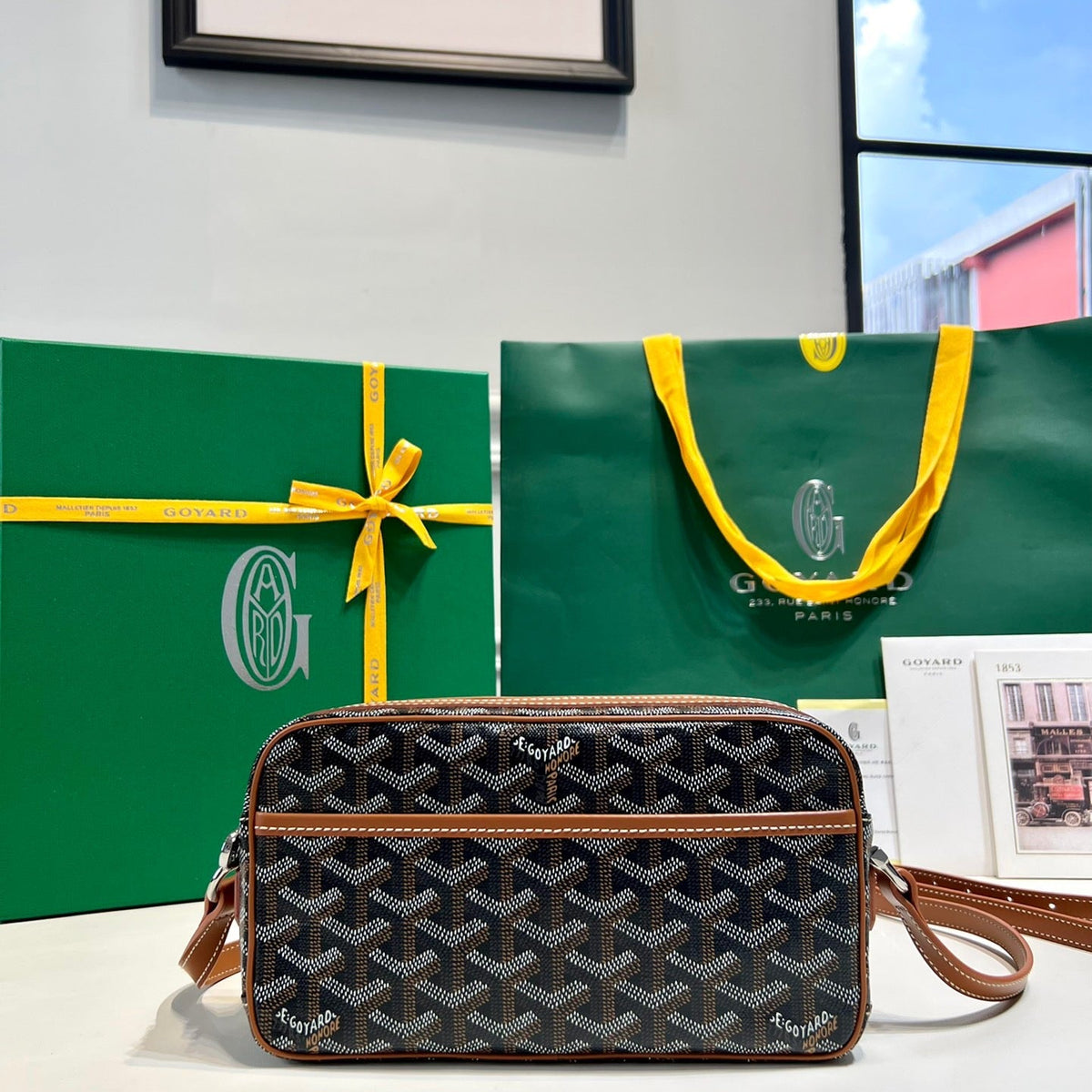 Wallets? Goya Cap Vert Bag Compact Luxury Card Wallet