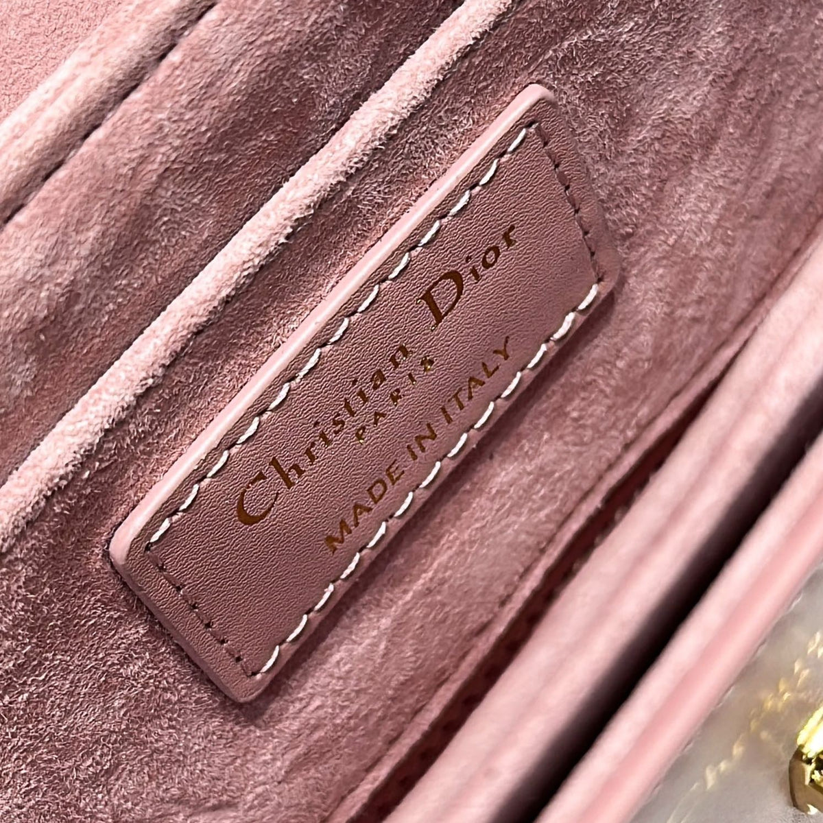 Dior Wallets? Dior Small 30 Montaigne Avenue Bag Premium Leather Designer Wallet