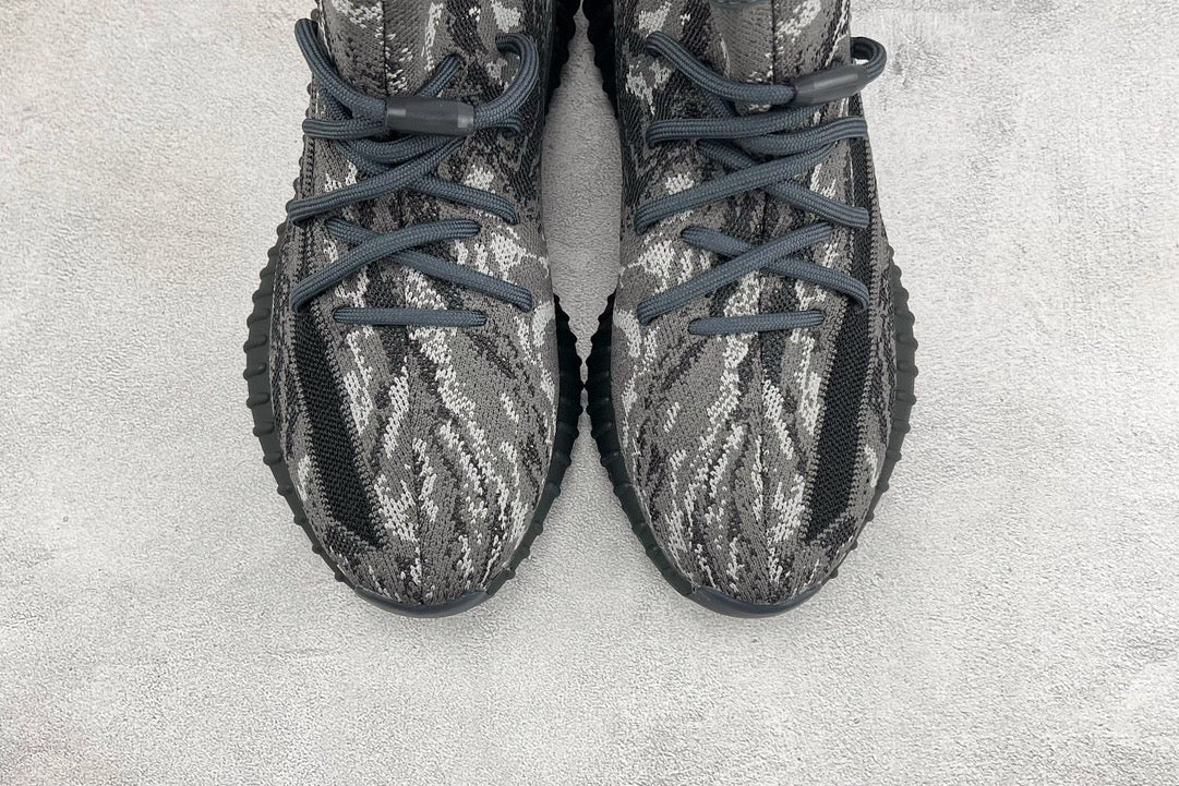 YEEZY Shoes? Yeezy Boost 350 V2 Comfortable Everyday Designer Shoes