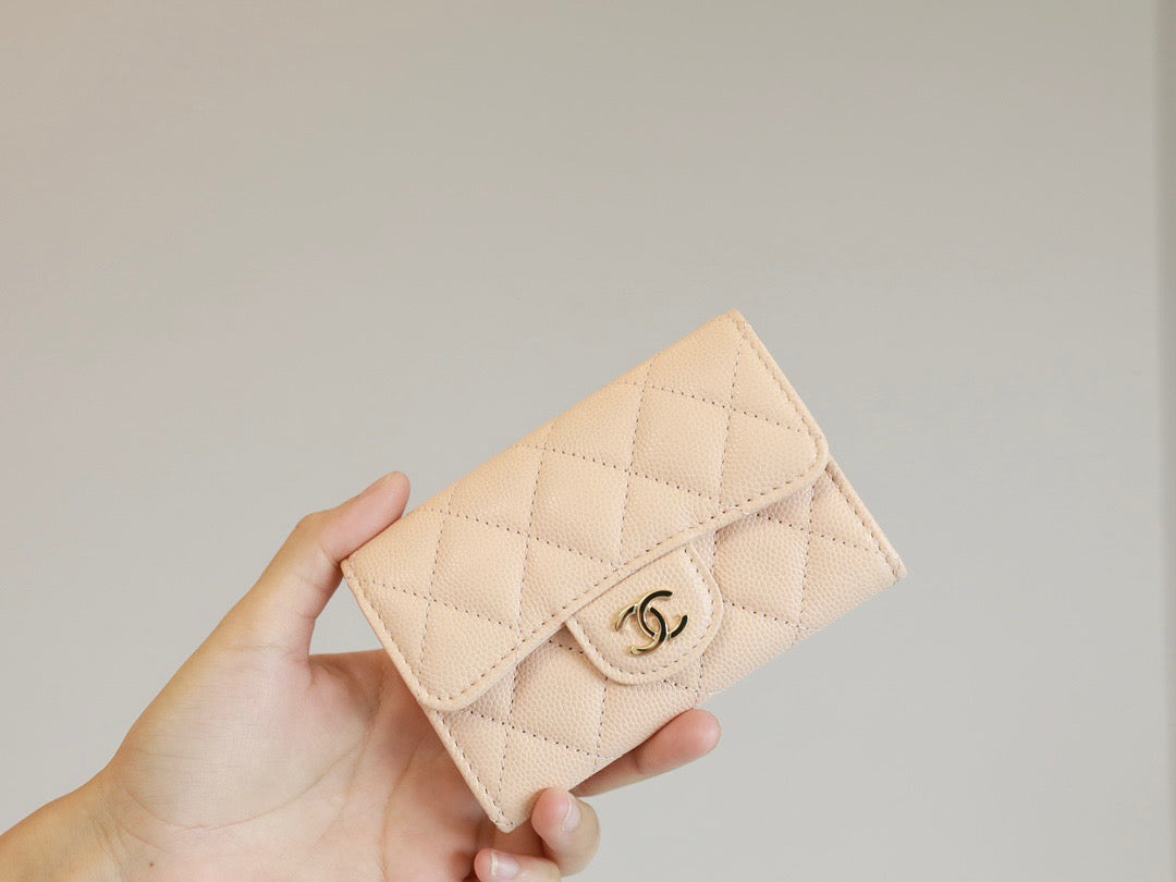 Chanel Wallets? Chanel Card Holder Elegant Everyday Leather Wallet