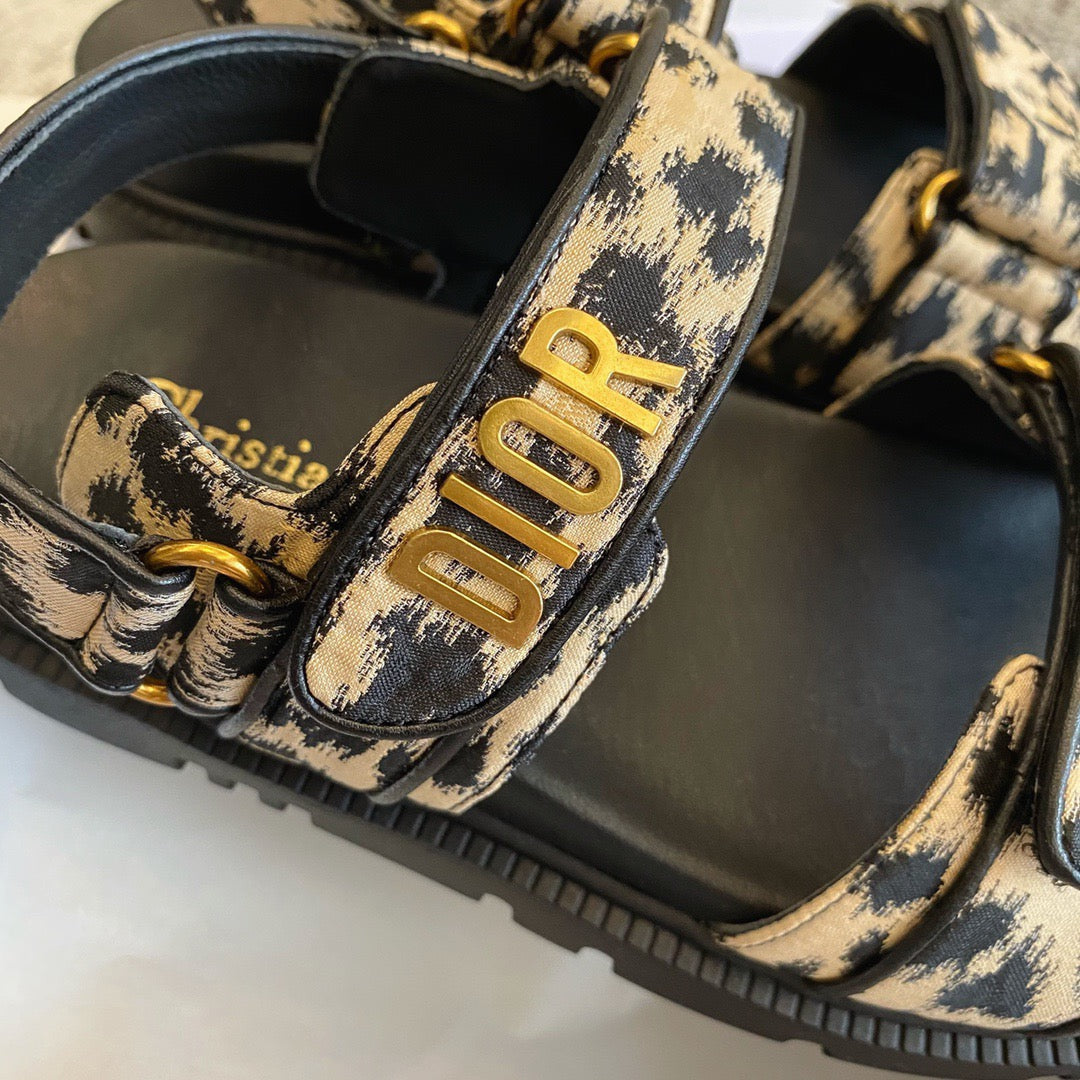 Dior Shoes? Dior Sandals Premium Designer Casual Shoes