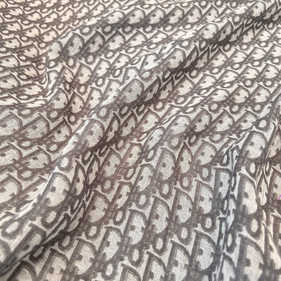Dior Accessories? Dior Scarve Luxury Designer Fashion Accessory