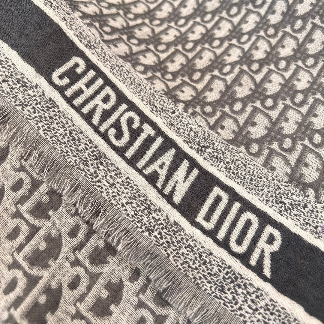 Dior Accessories? Dior Scarve Luxury Designer Fashion Accessory