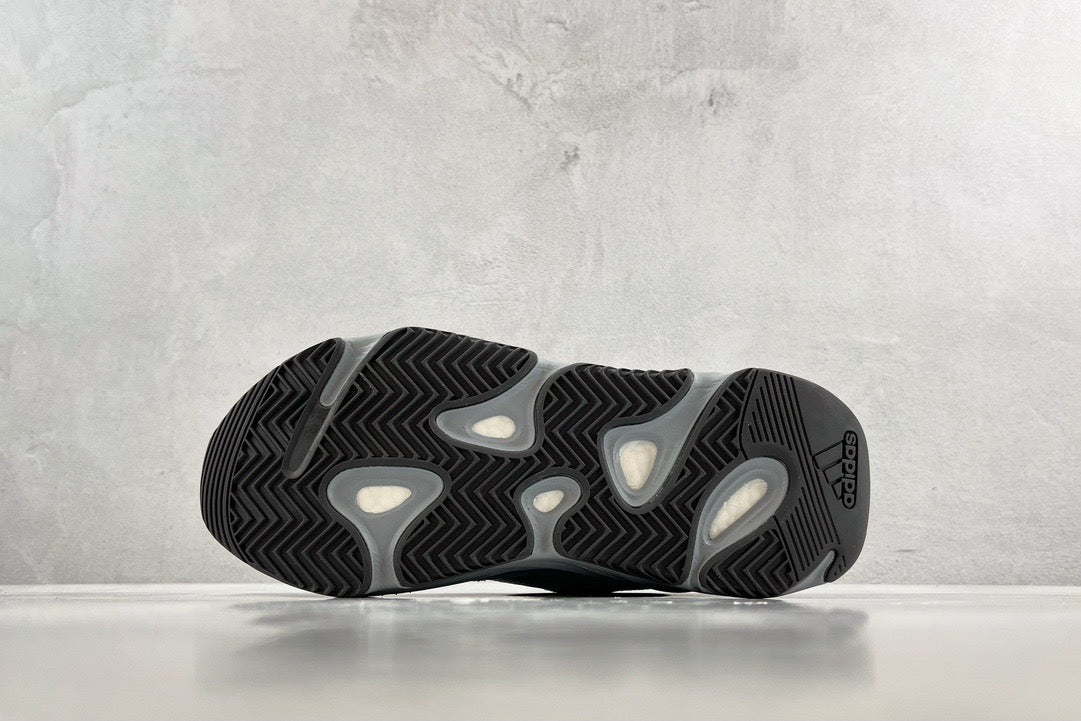 YEEZY Shoes? Yeezy Boost 700 Premium Designer Casual Shoes