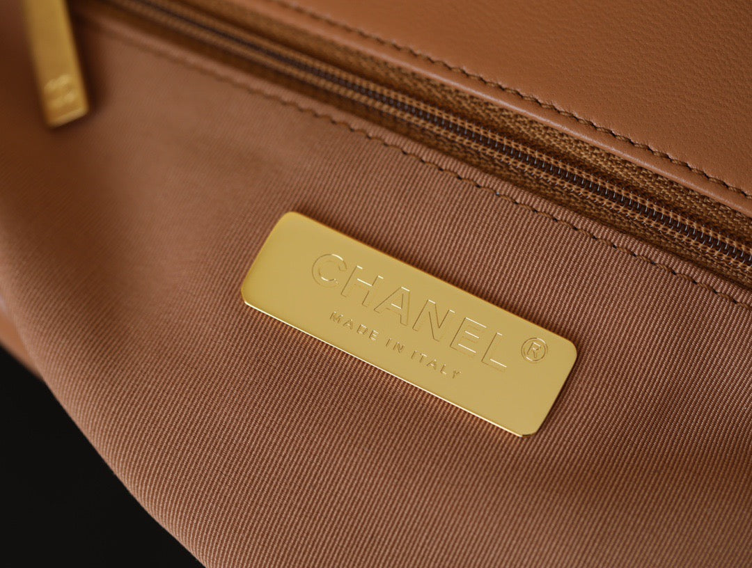 Chanel Wallets? Chanel 19 Bag Premium Leather Designer Wallet