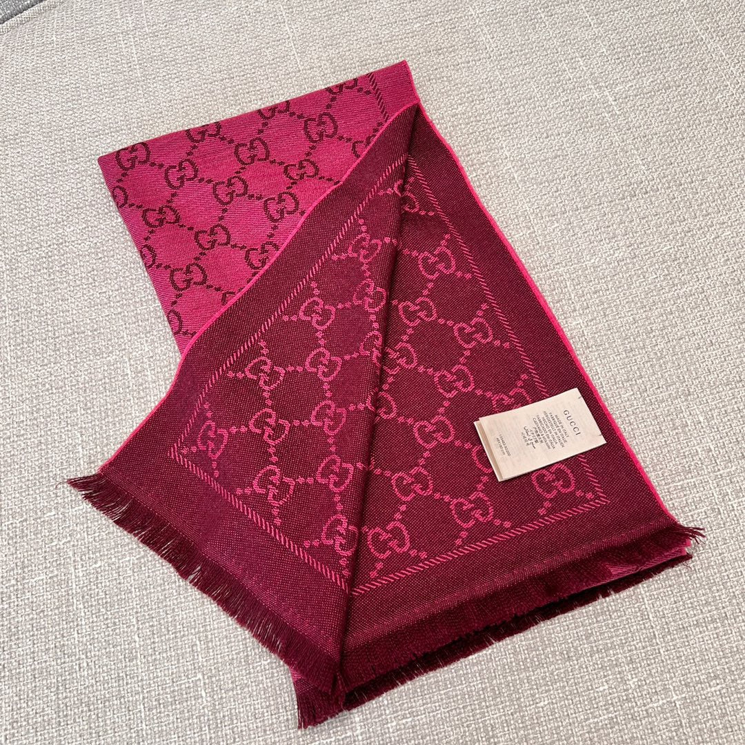 Gucci Accessories? Gucci Scarve Premium Everyday Designer Accessory