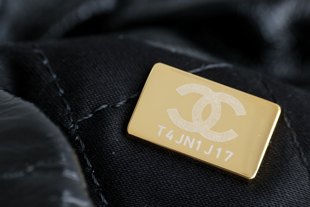 Chanel Wallets? Chanel 22 Bag Compact Luxury Card Wallet