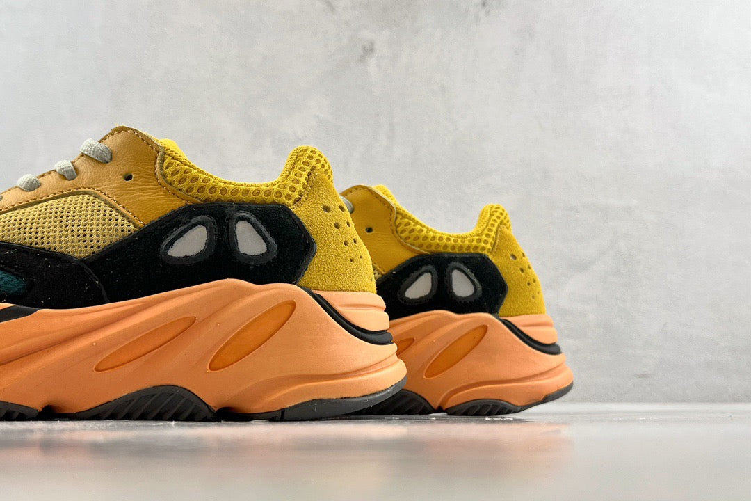 YEEZY Shoes? Yeezy Boost 700 Premium Designer Casual Shoes