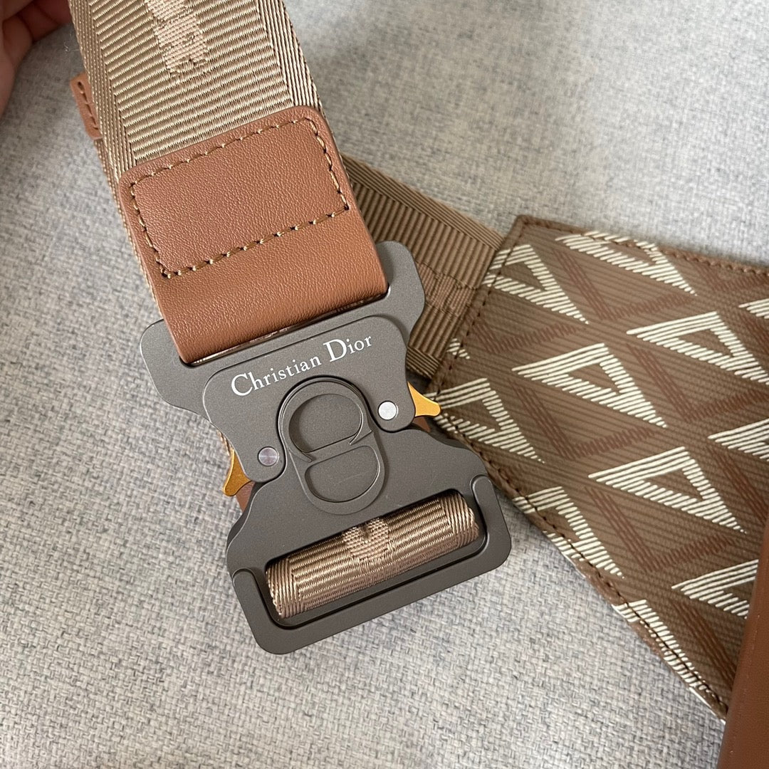 Dior Wallets? Dior Saddle Bag Elegant Everyday Leather Wallet