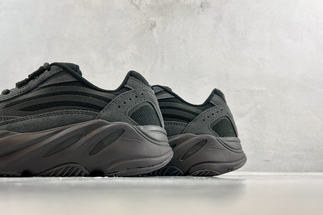 YEEZY Shoes? Yeezy Boost 700 V2 Comfortable Everyday Designer Shoes