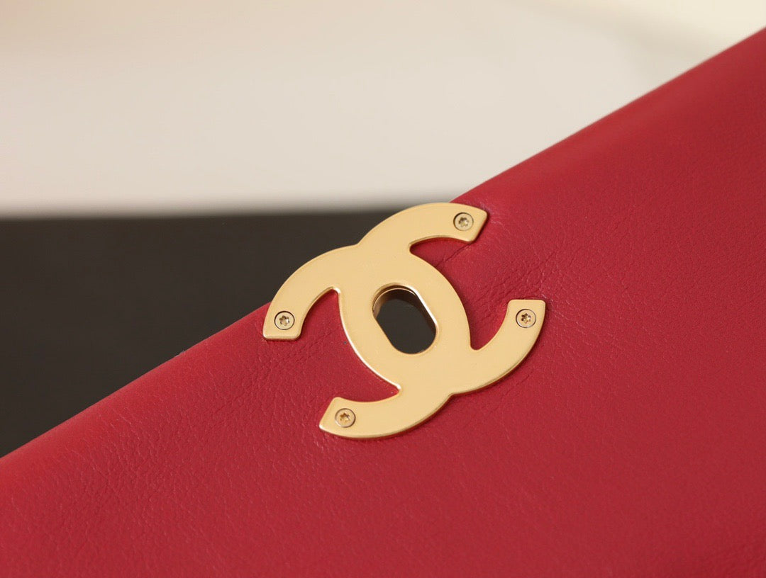 Chanel Wallets? Chanel 19 Bag Compact Luxury Card Wallet