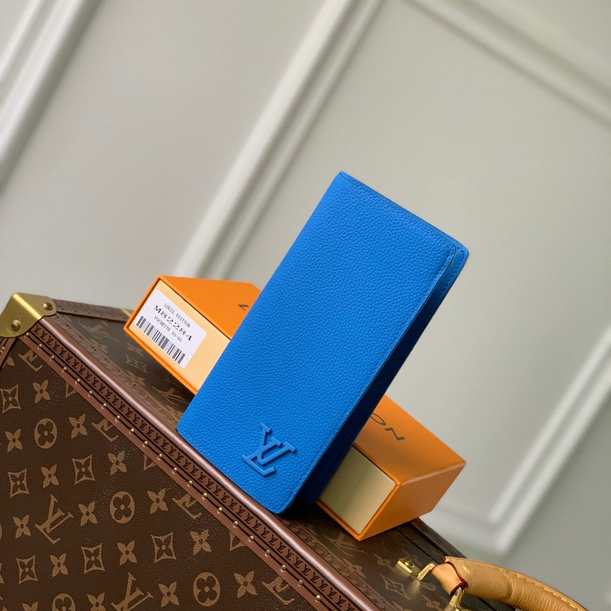 Louis Vuitton Wallets? Louis Vuitton Lou Aerogram Brazza Wallet Premium Leather Designer Wallet