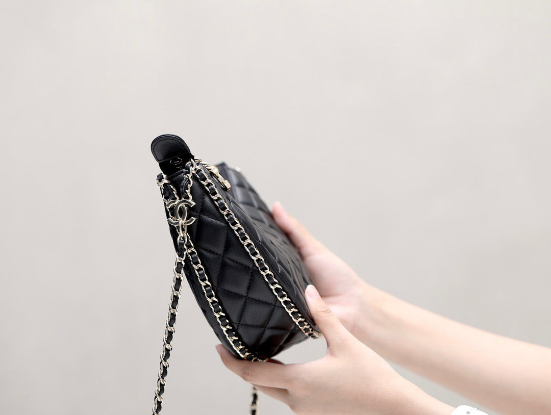 Chanel Wallets? Chanel 23P Bag Elegant Everyday Leather Wallet